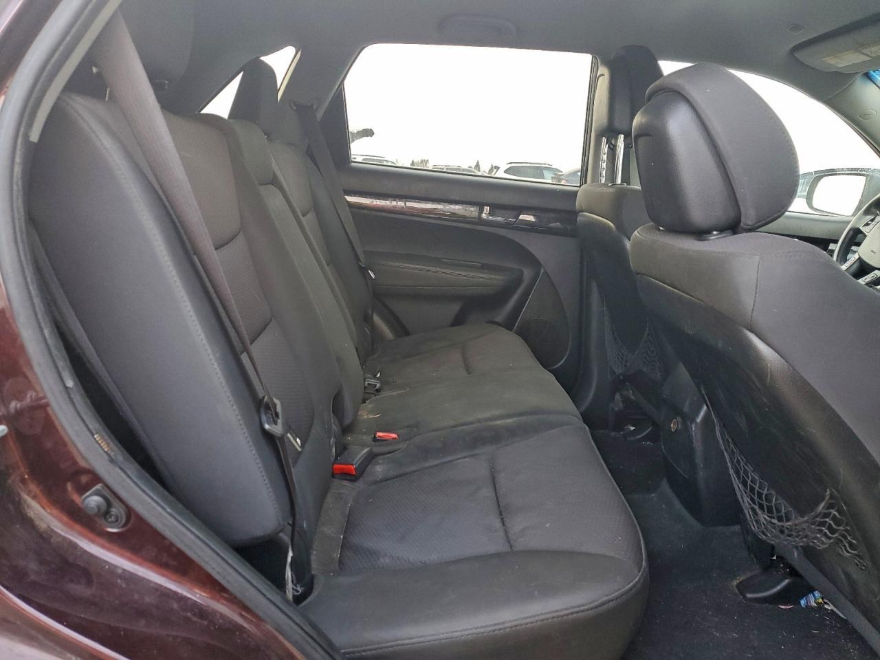 2011 KIA SORENTO