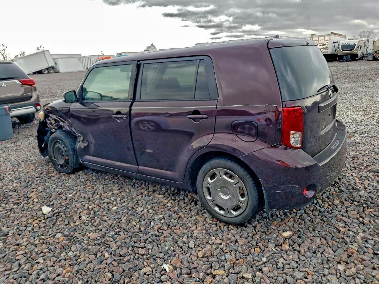 2012 TOYOTA SCION
