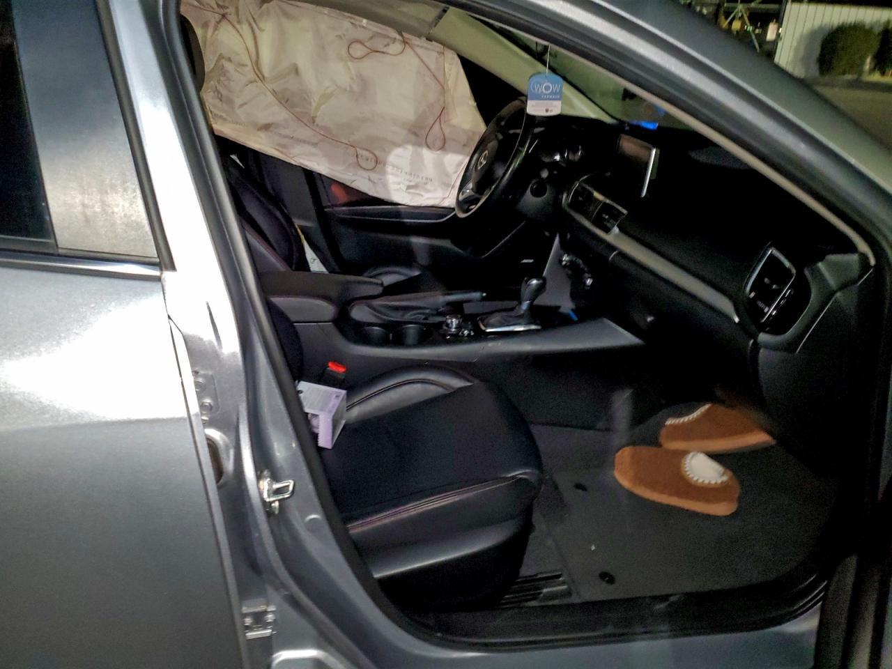 2014 MAZDA 3