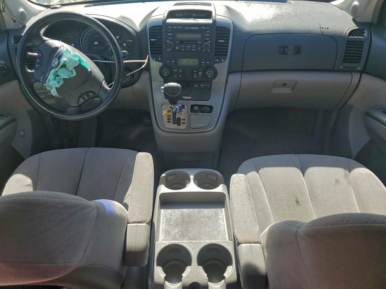 2007 HYUNDAI Entourage