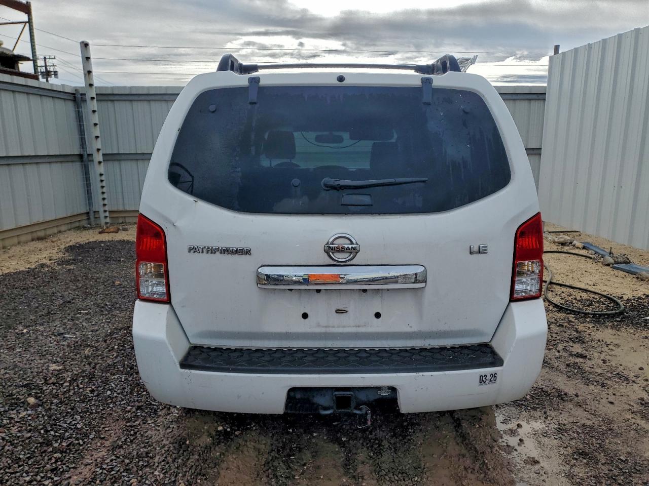 2011 NISSAN PATHFINDER
