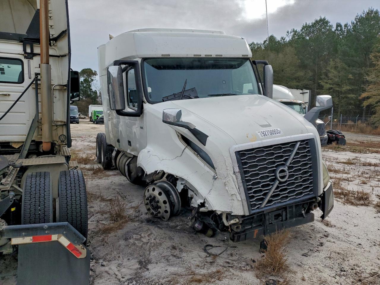 2019 VOLVO Vn