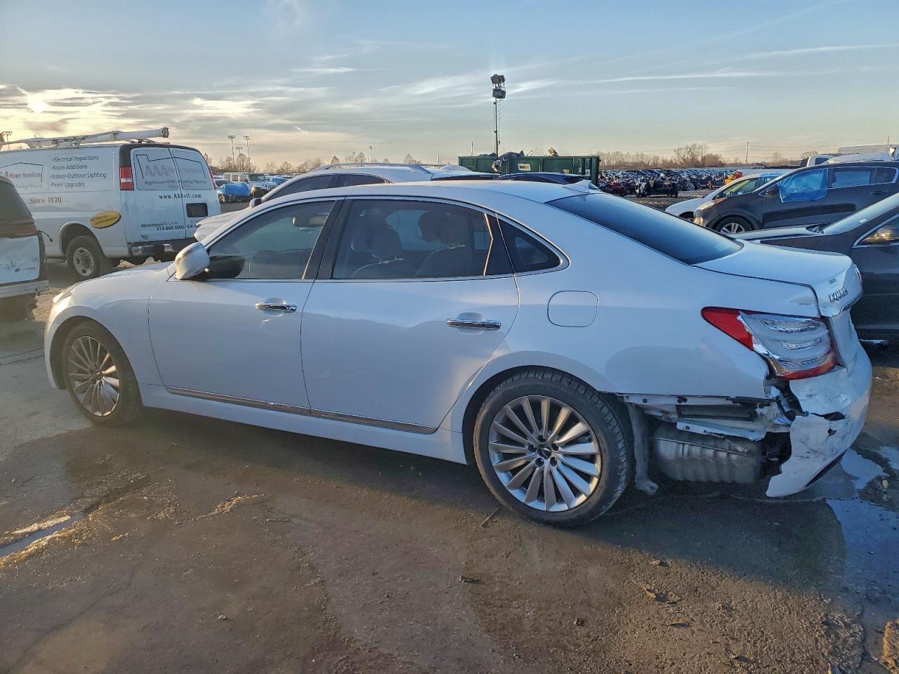 2014 HYUNDAI Equus