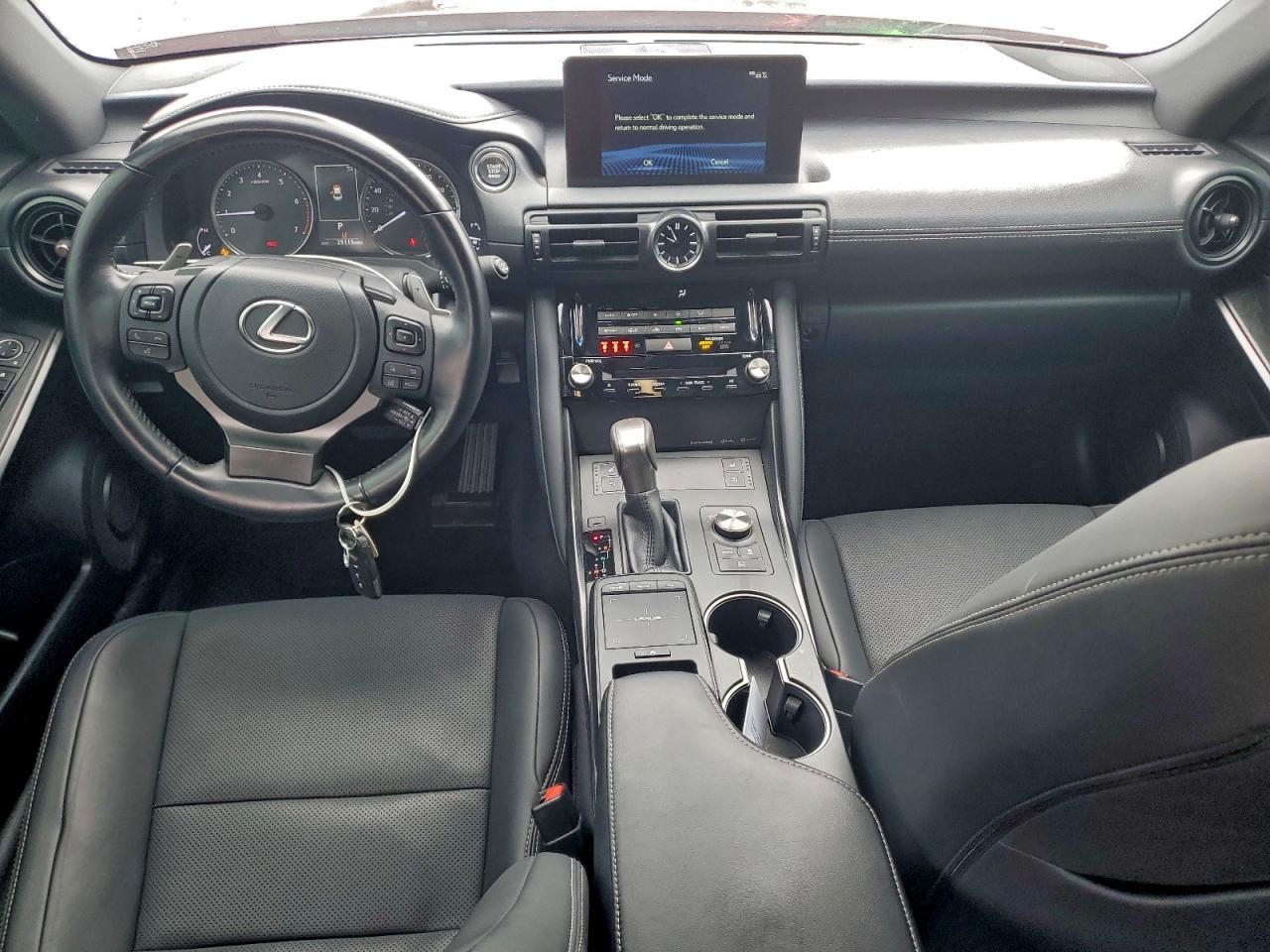 2024 LEXUS IS 300