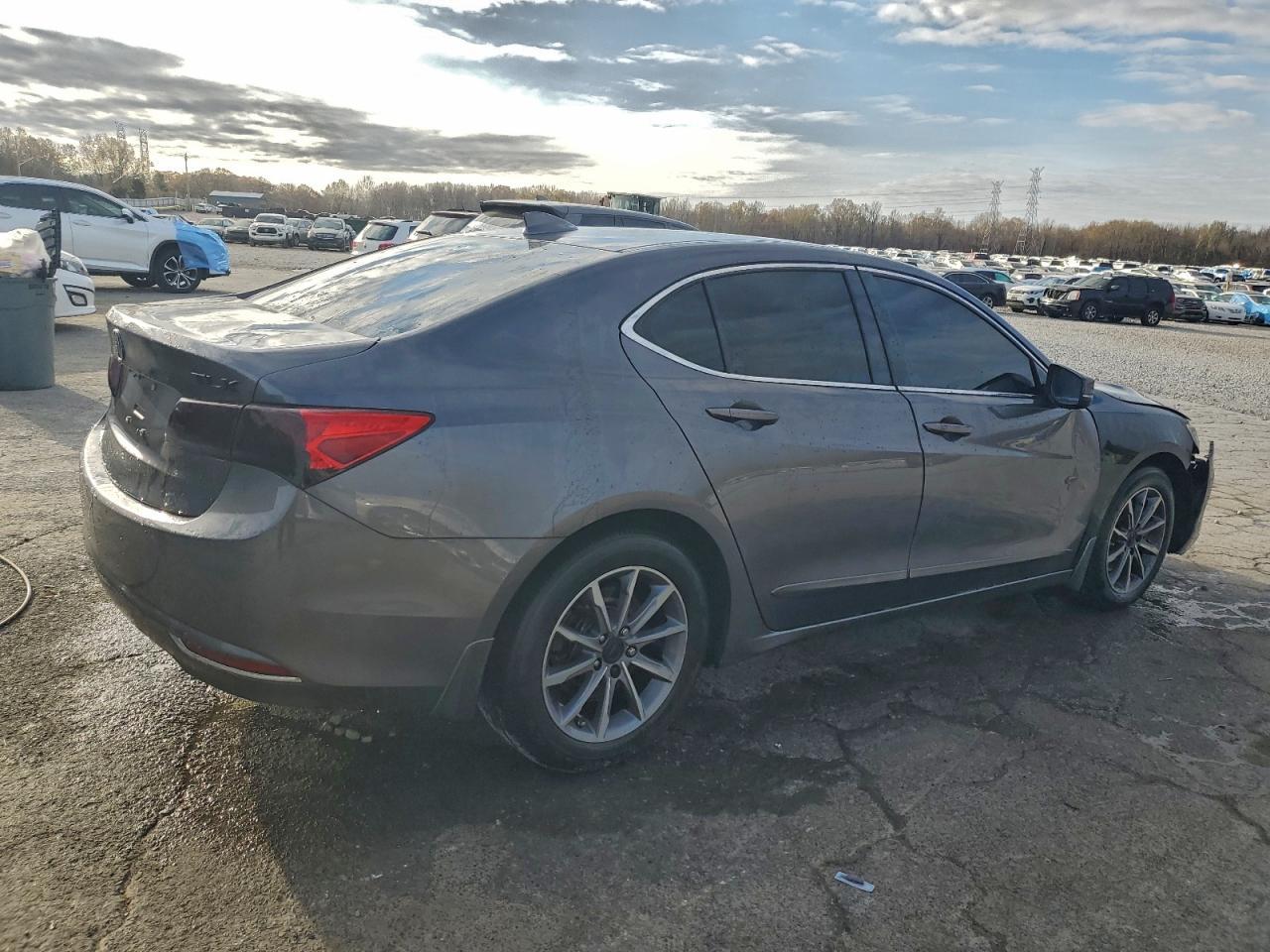 2018 ACURA TLX