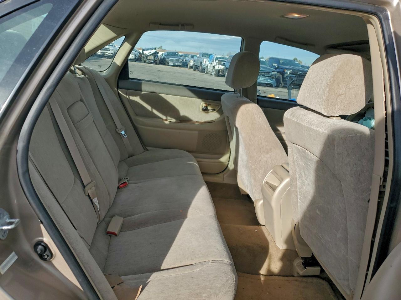 2001 TOYOTA Avalon
