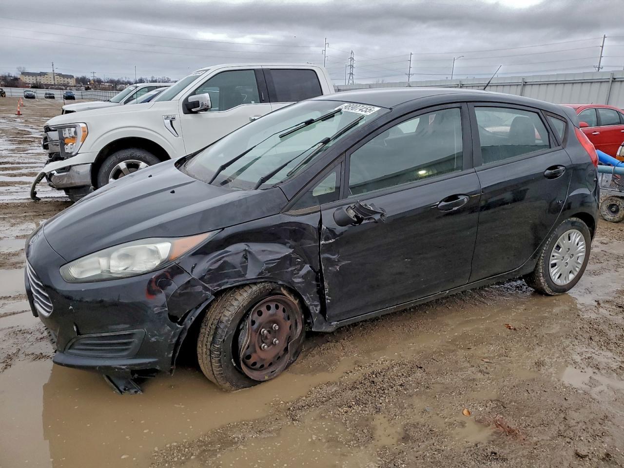 2016 FORD Fiesta