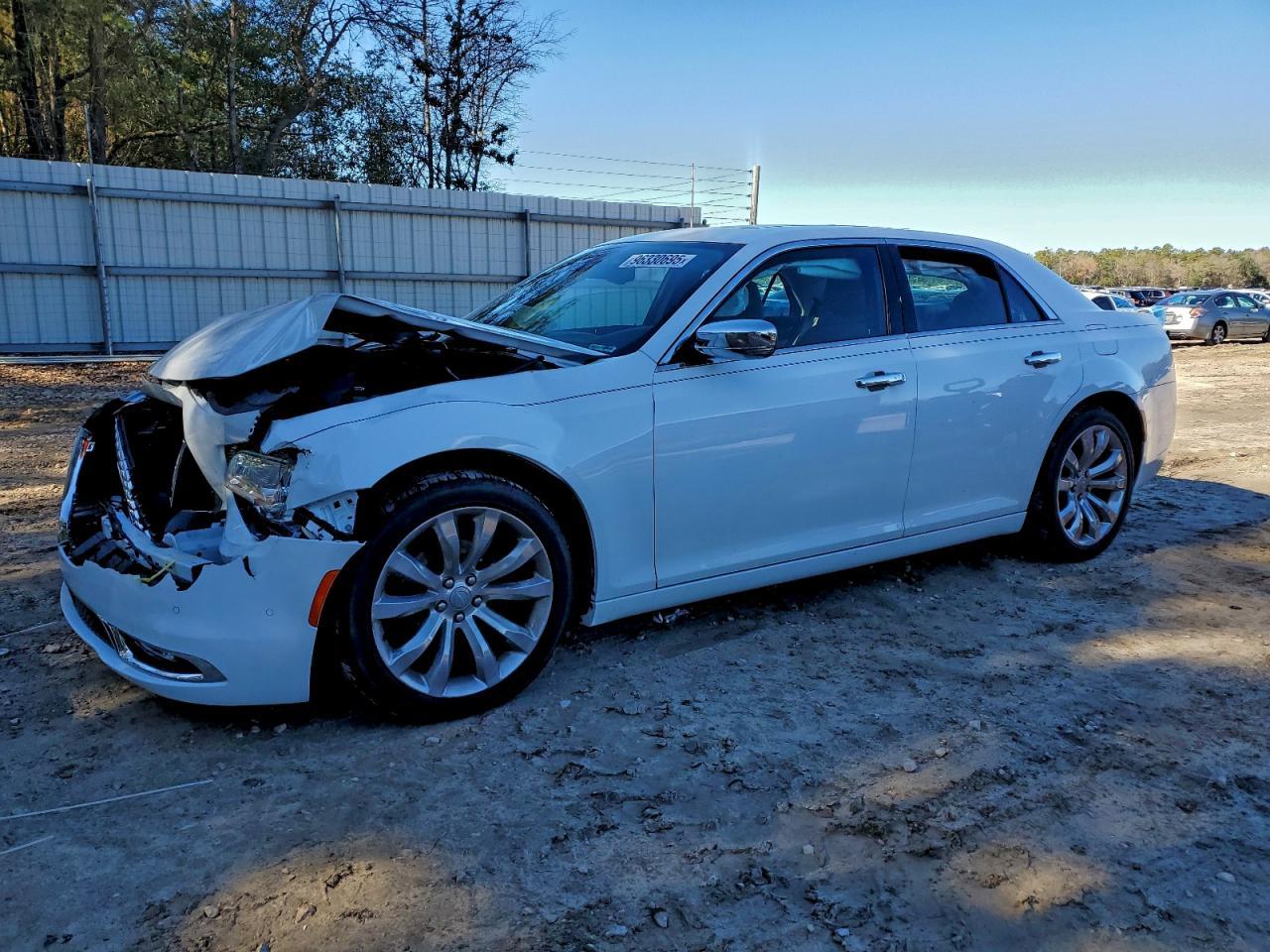 2018 CHRYSLER 300
