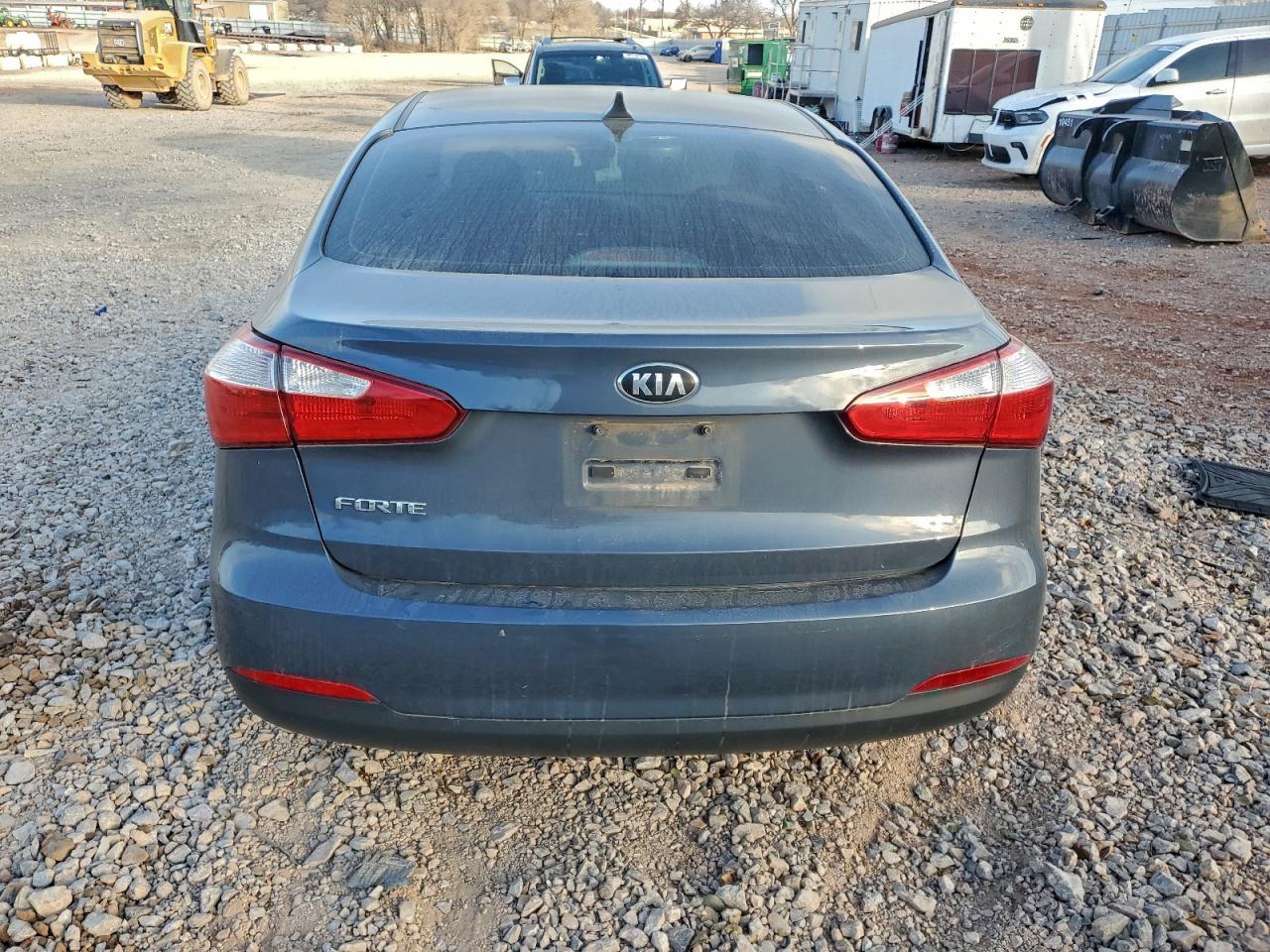 2016 KIA FORTE