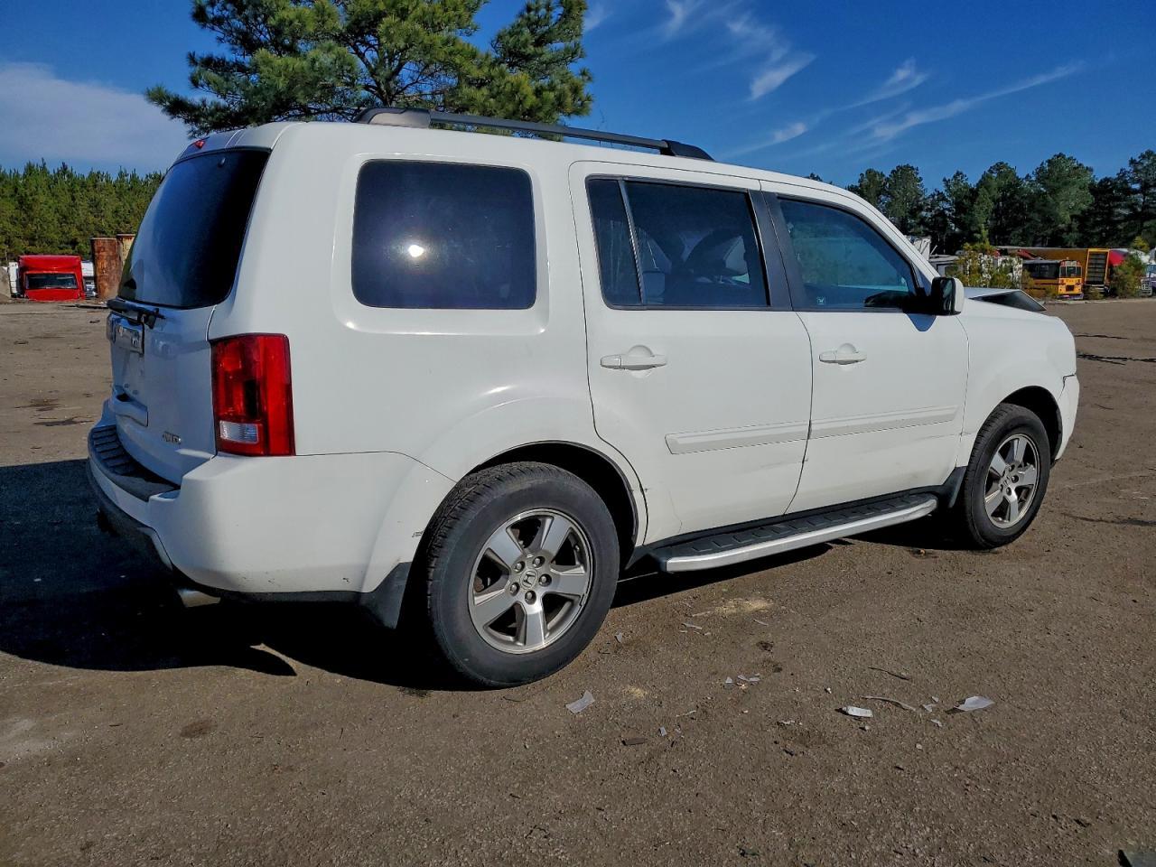 2011 HONDA PILOT
