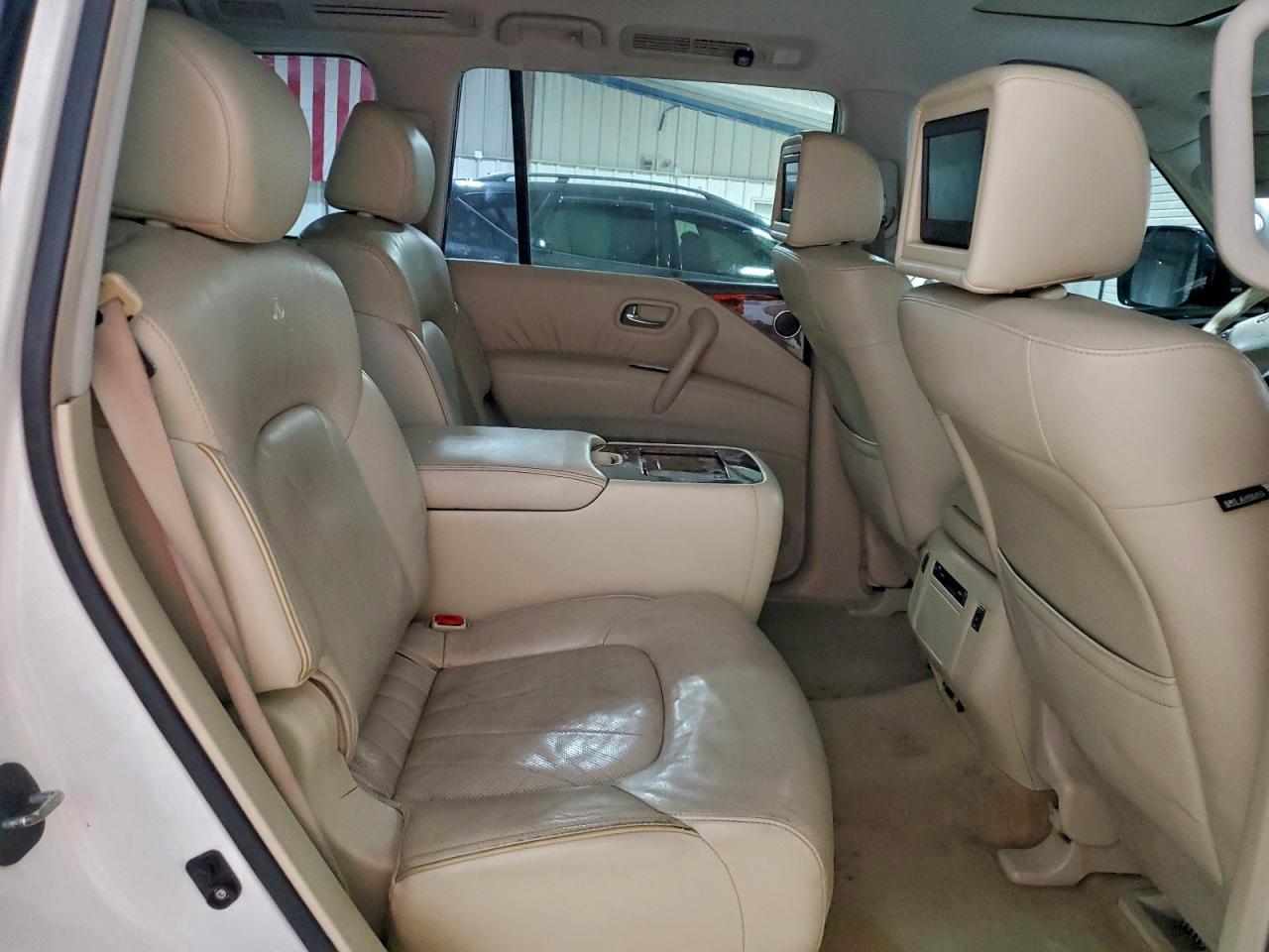 2012 INFINITI QX56