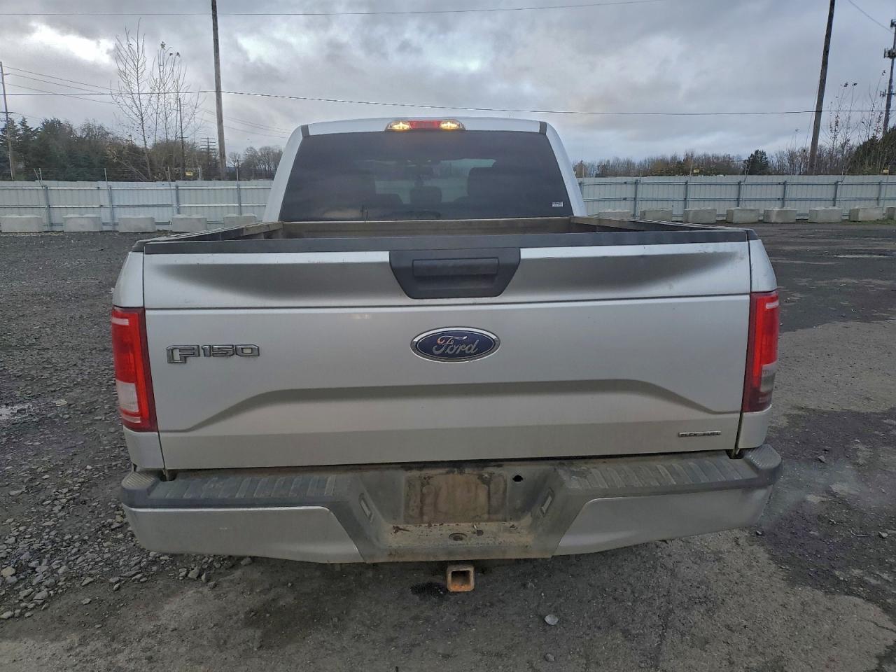 2015 FORD F-150