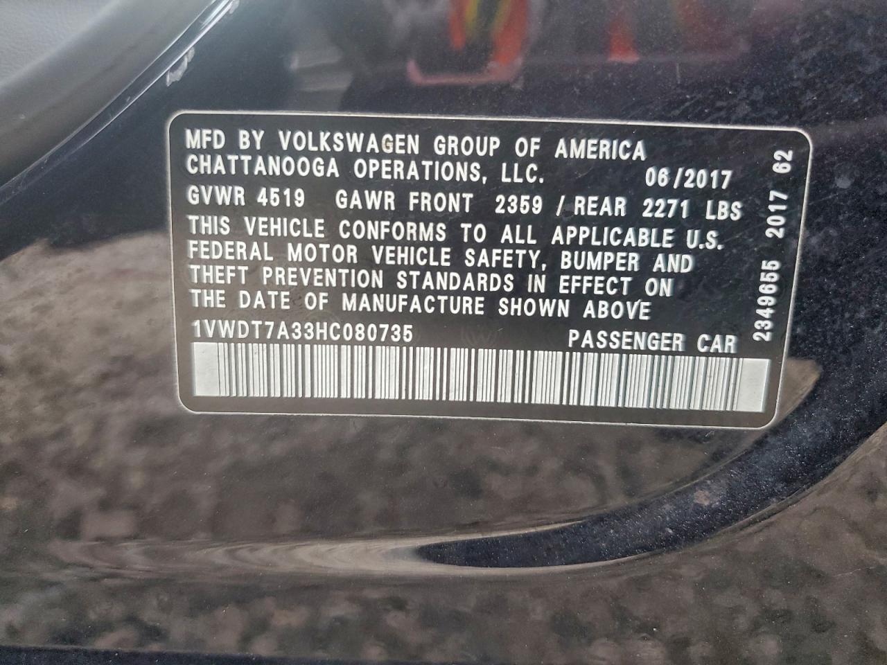 2017 VOLKSWAGEN Passat