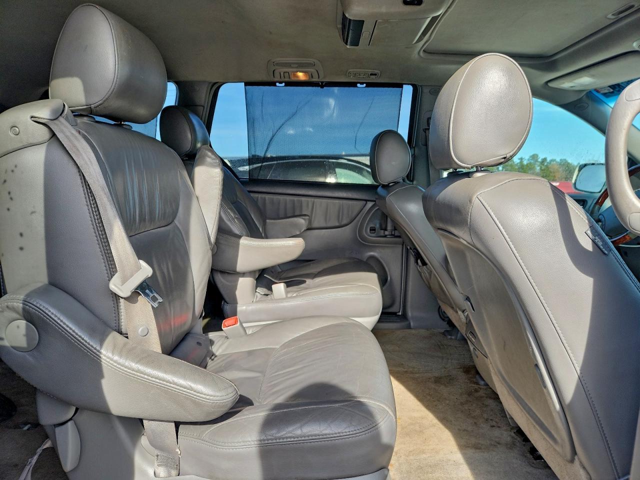 2008 TOYOTA SIENNA
