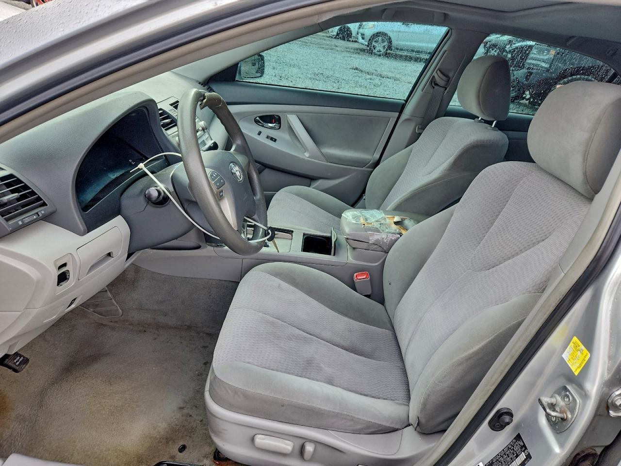 2011 TOYOTA CAMRY