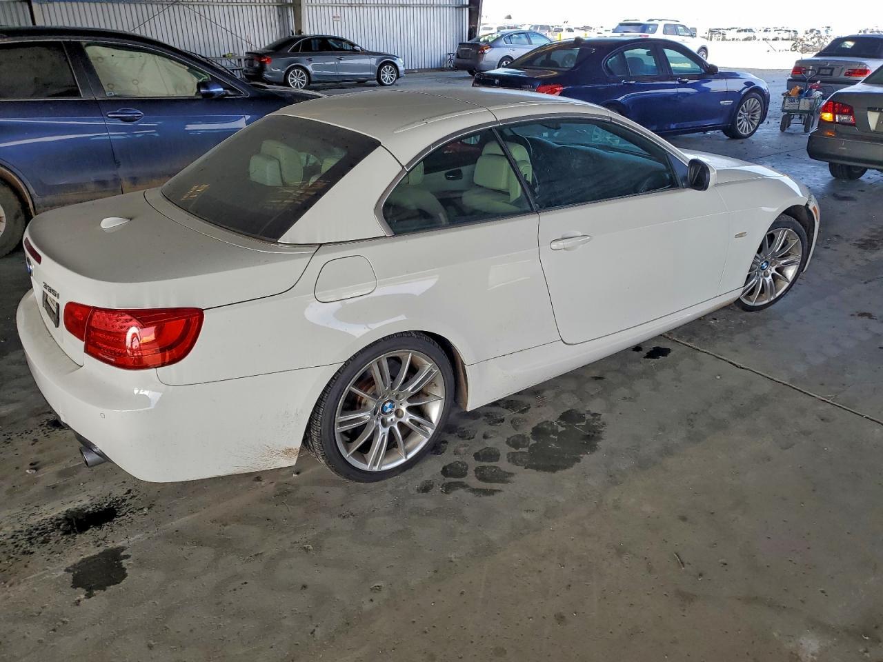 2012 BMW 3 SERIES