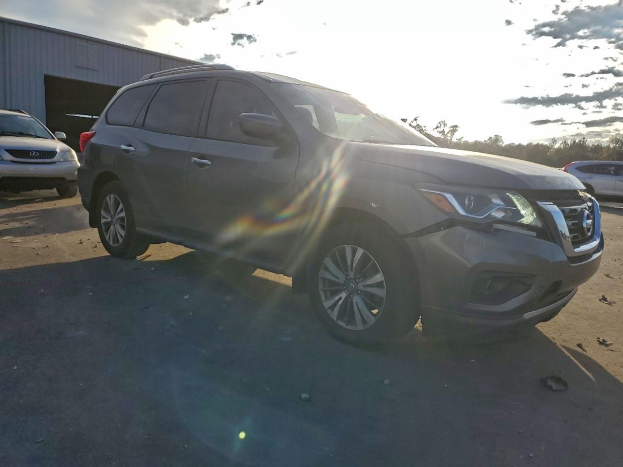 2018 NISSAN PATHFINDER