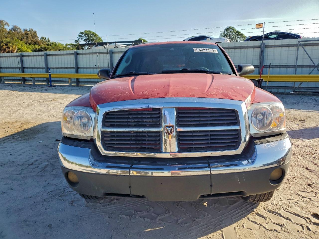 2005 DODGE Dakota
