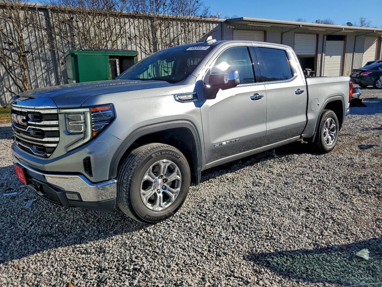 2025 GMC Sierra
