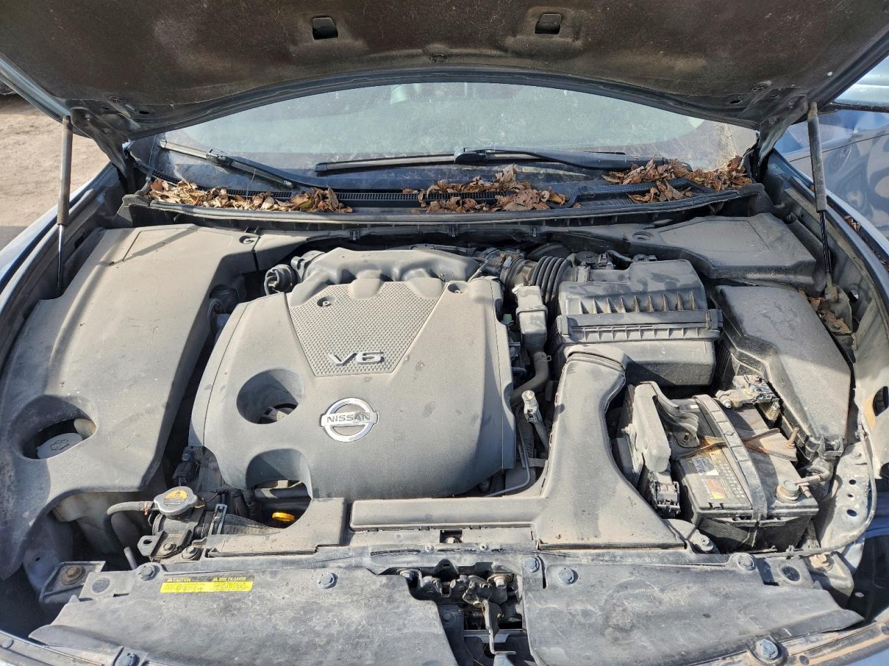2011 NISSAN Maxima
