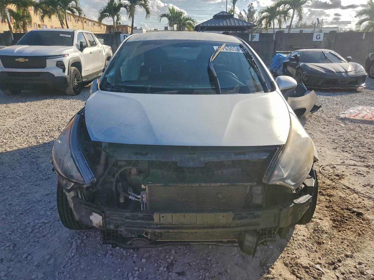 2014 KIA RIO
