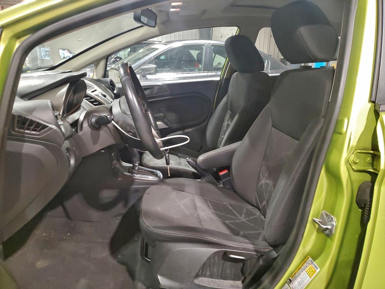 2012 FORD Fiesta