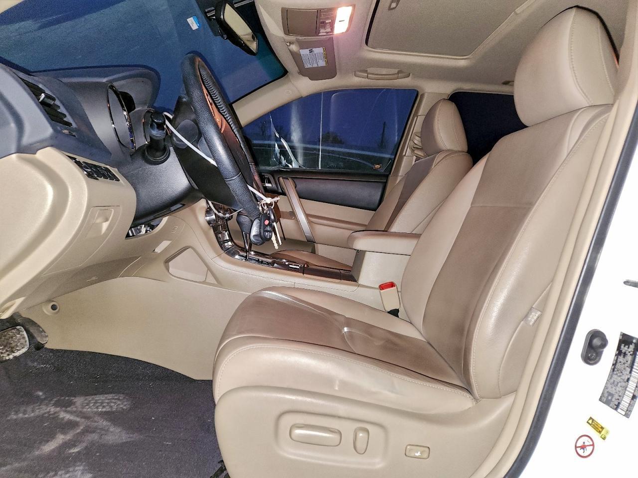 2013 TOYOTA HIGHLANDER