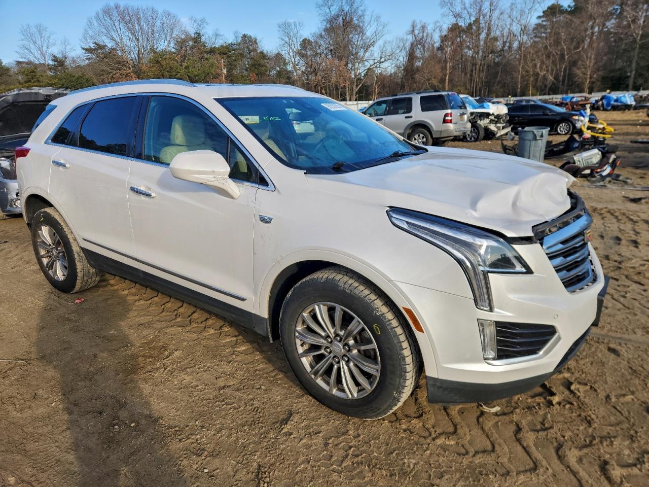 2017 CADILLAC XT5