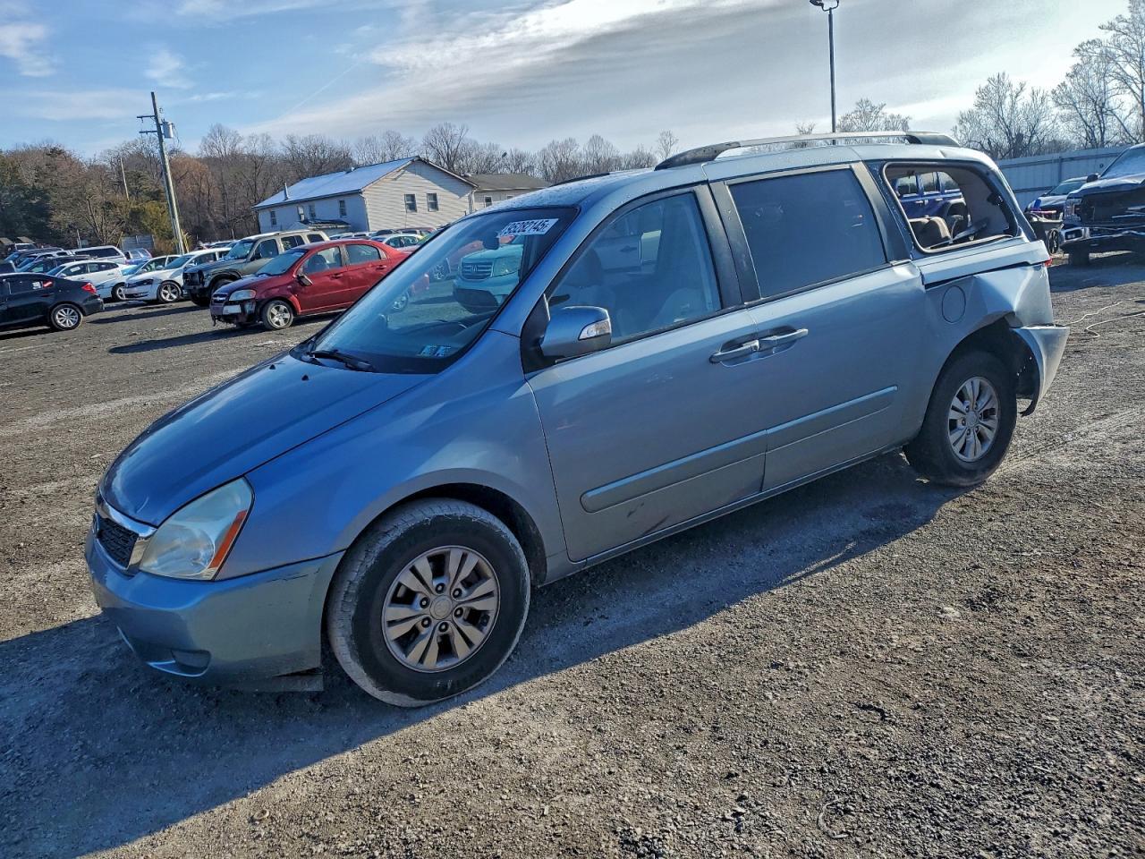 2011 KIA SEDONA