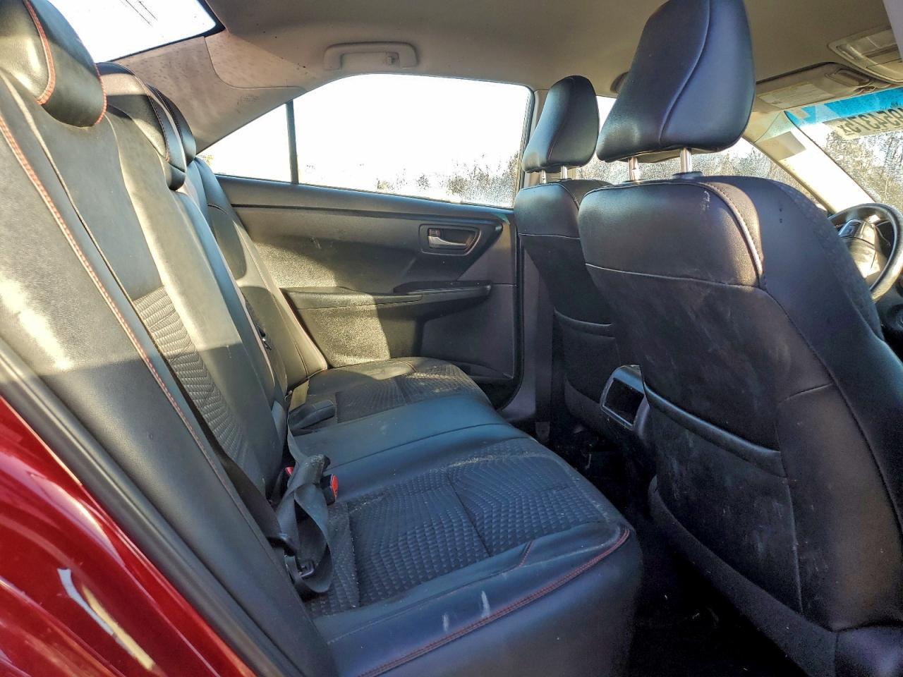 2015 TOYOTA CAMRY