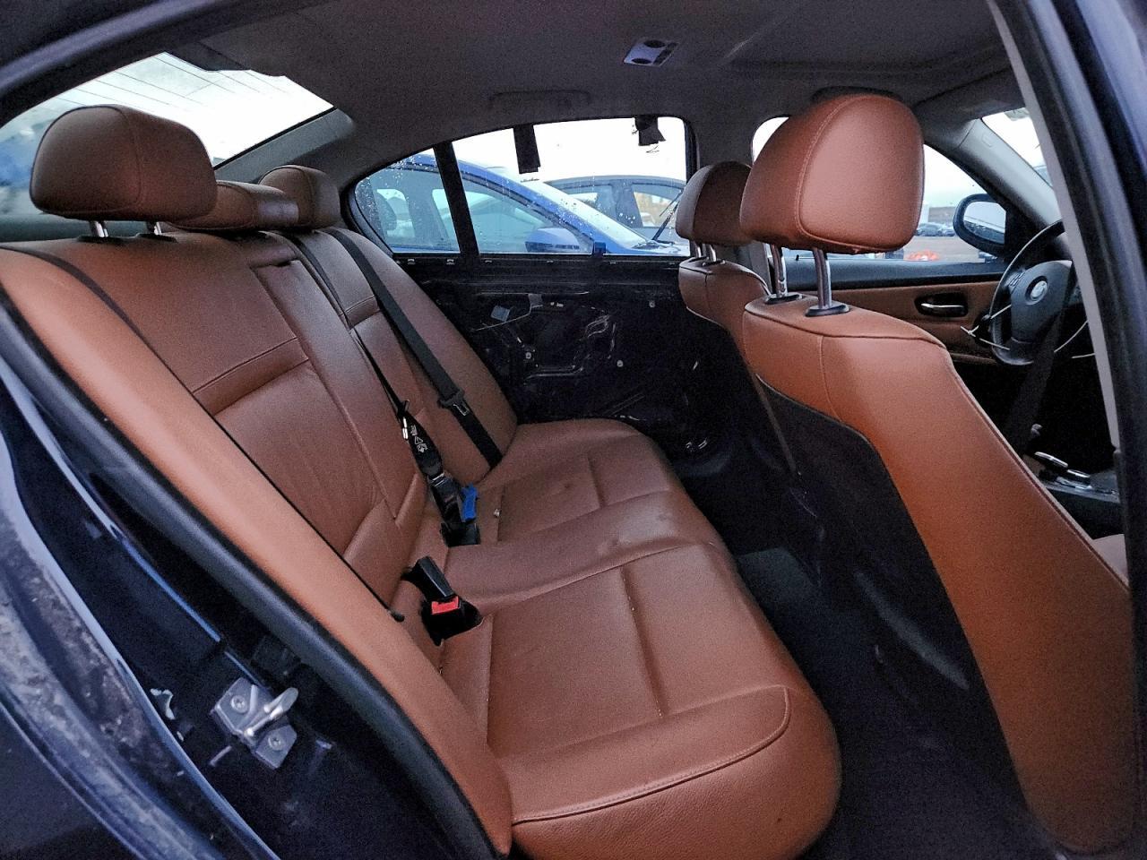2010 BMW 3 SERIES