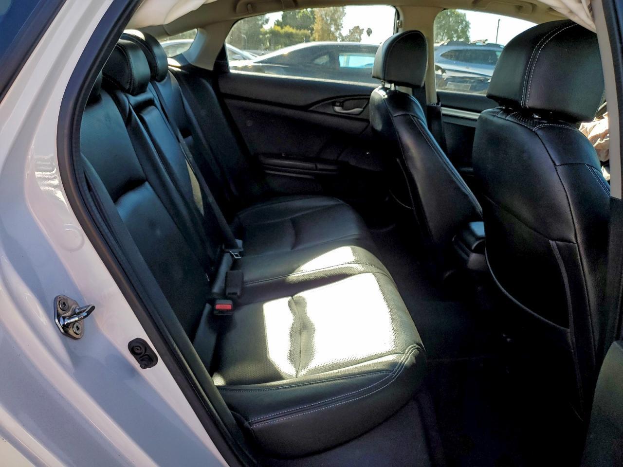 2018 HONDA CIVIC