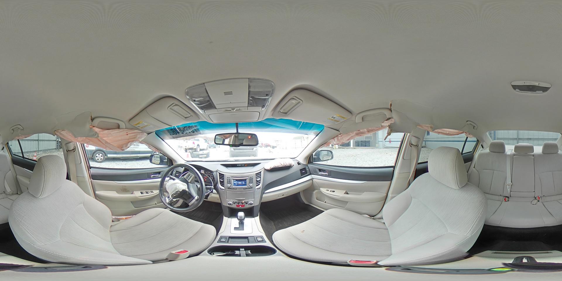 2014 SUBARU Legacy