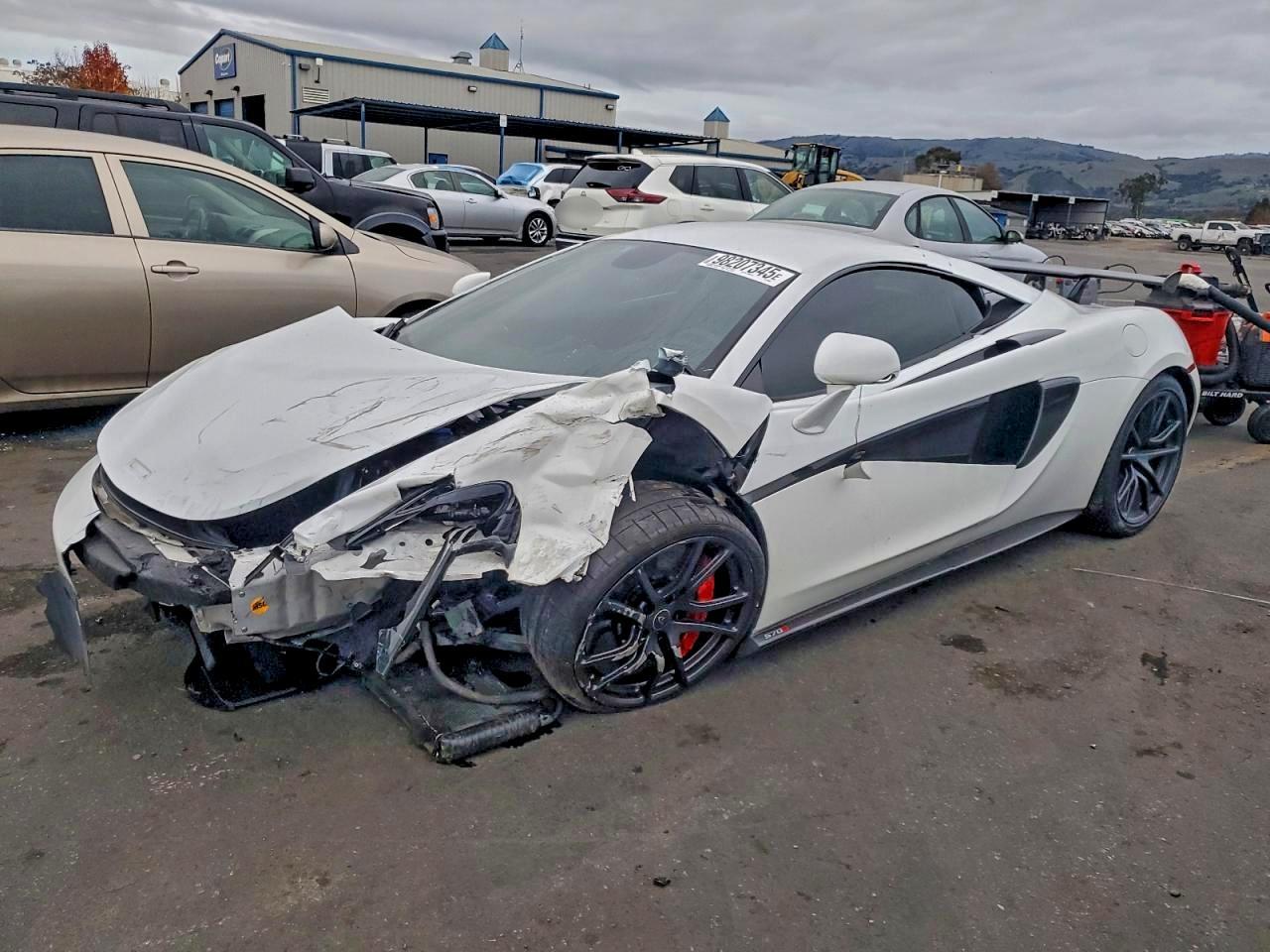 2016 McLaren 570S