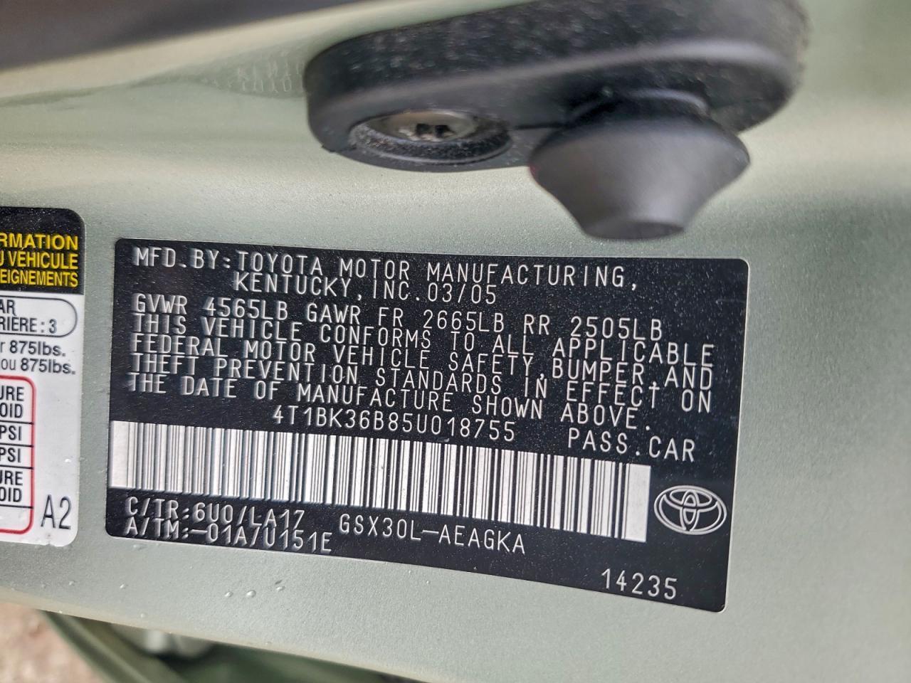 2005 TOYOTA Avalon