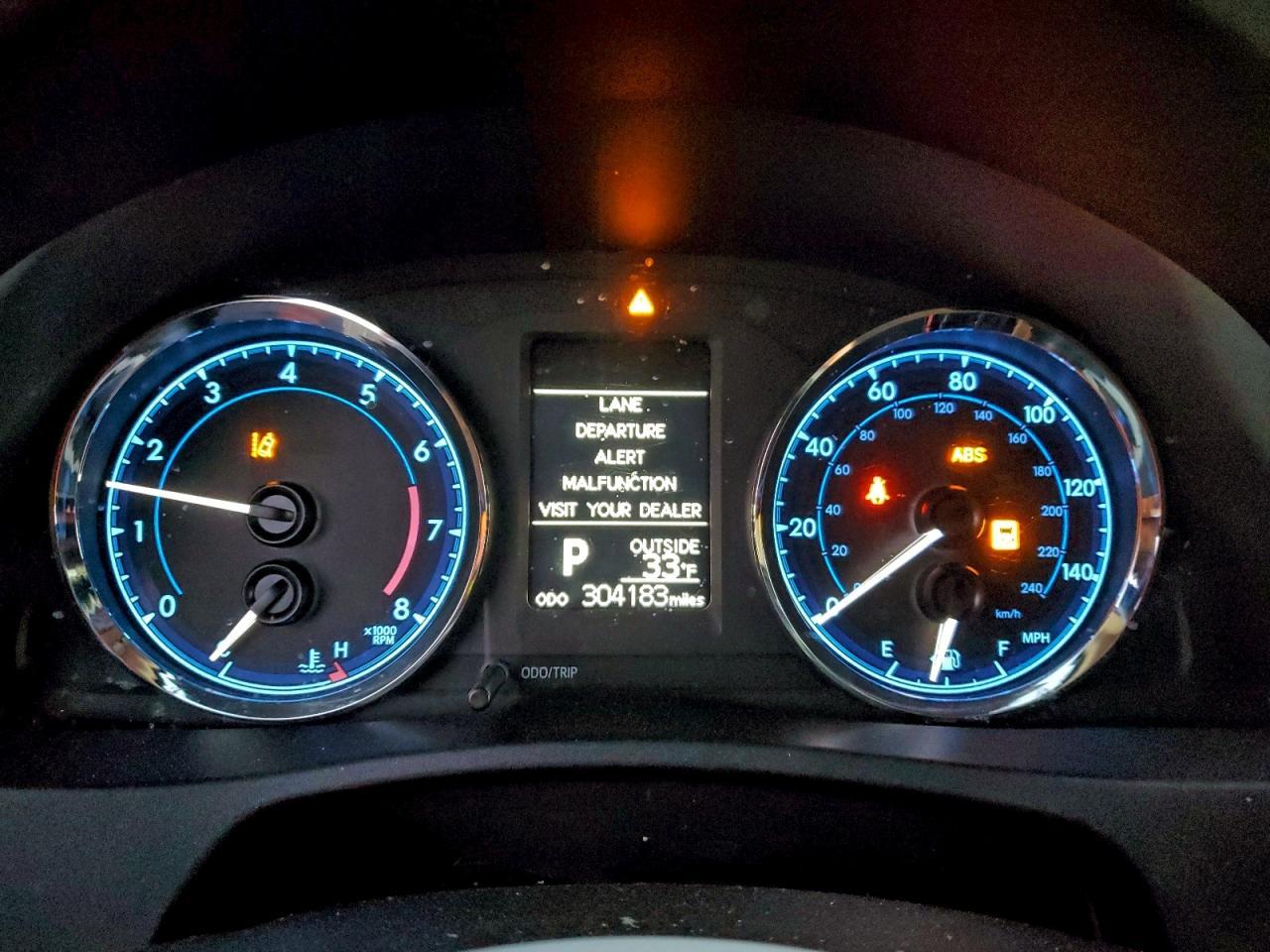 2017 TOYOTA COROLLA