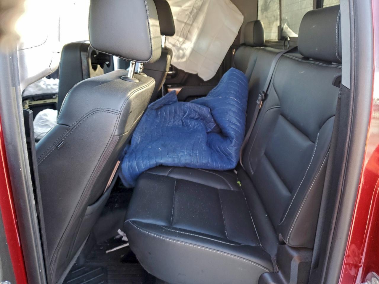 2018 CHEVROLET Silverado