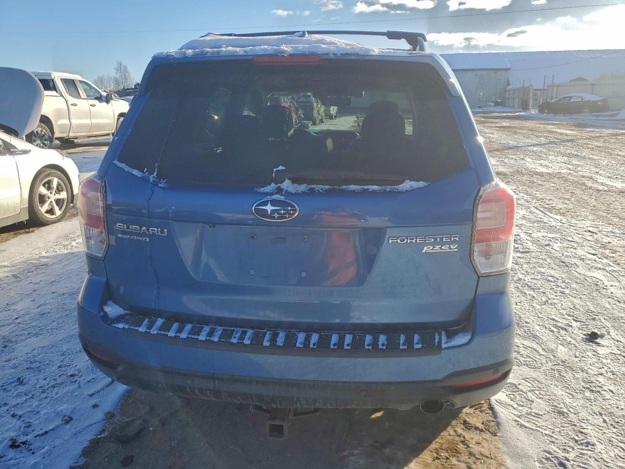 2017 SUBARU FORESTER