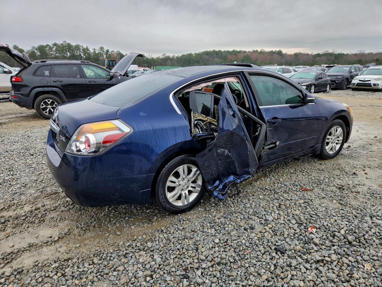 2012 NISSAN ALTIMA