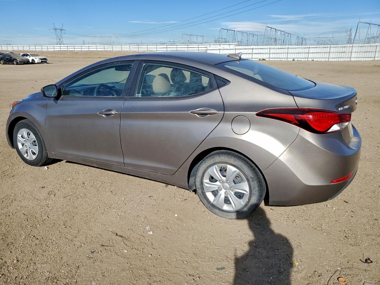 2016 HYUNDAI ELANTRA