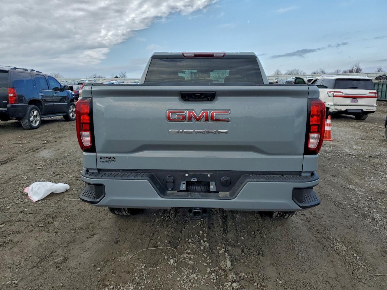 2025 GMC Sierra