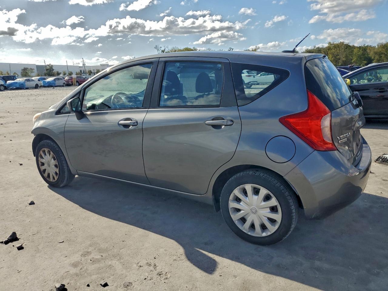2016 NISSAN Versa Note