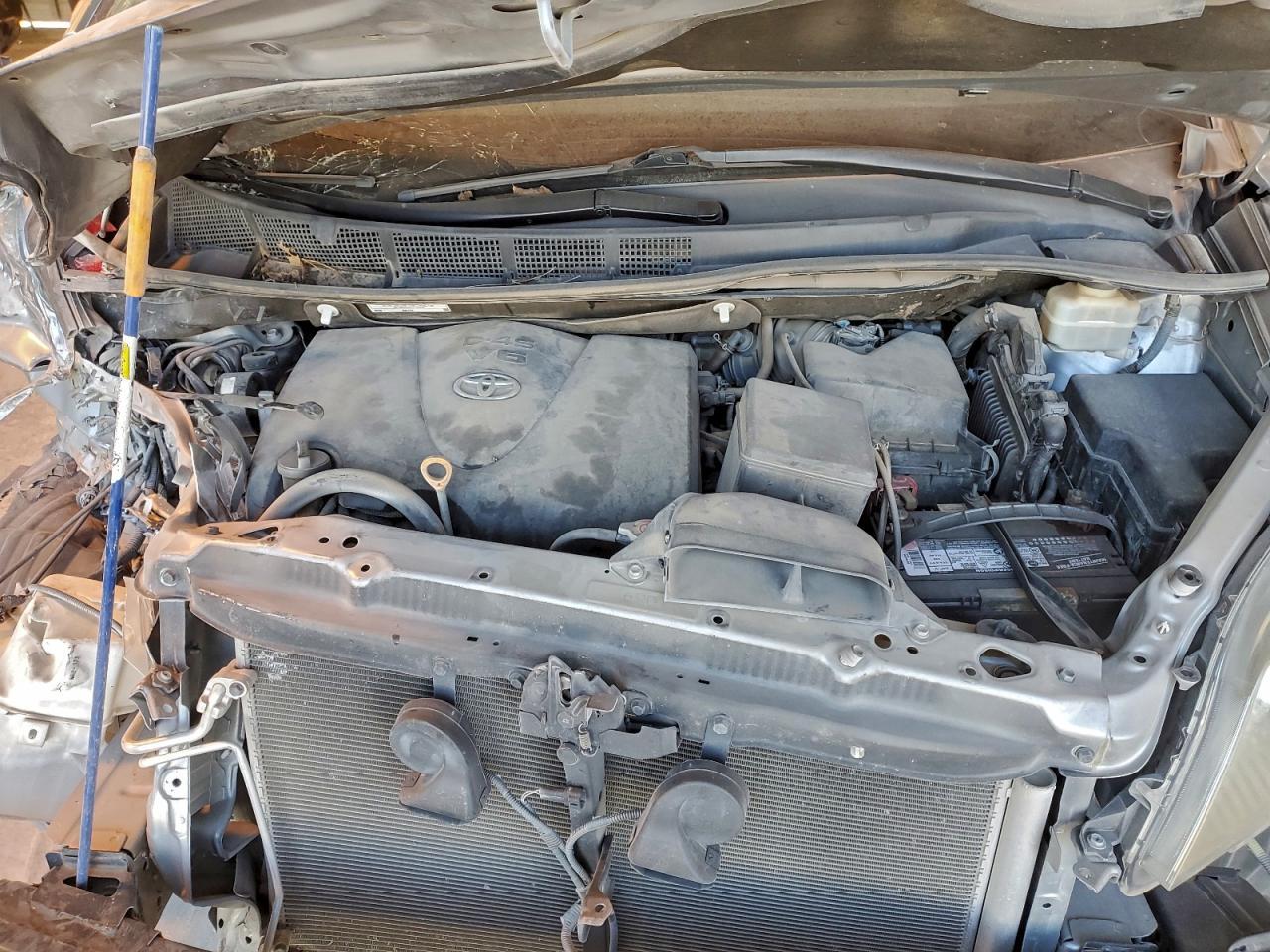 2017 TOYOTA SIENNA