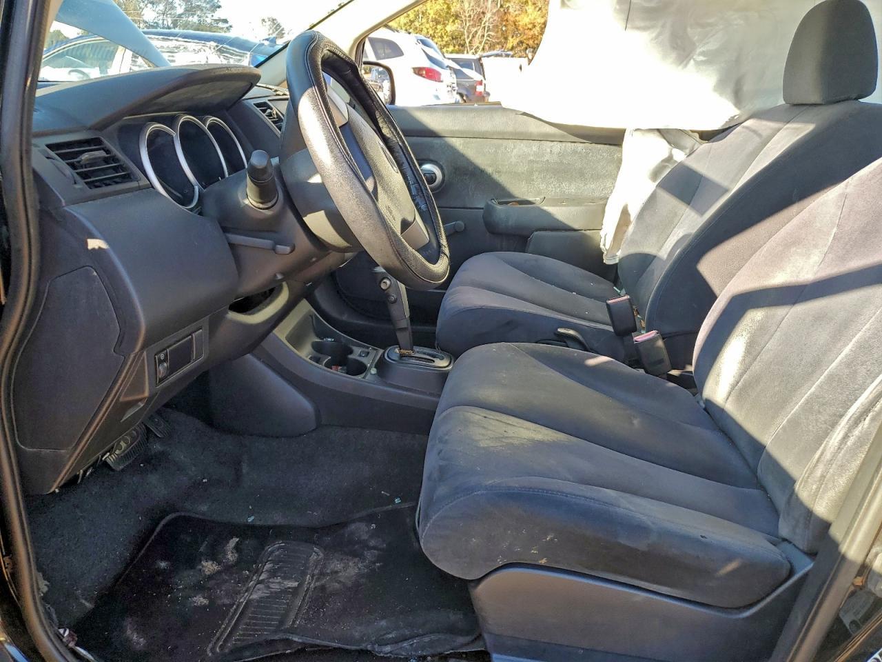2009 NISSAN VERSA