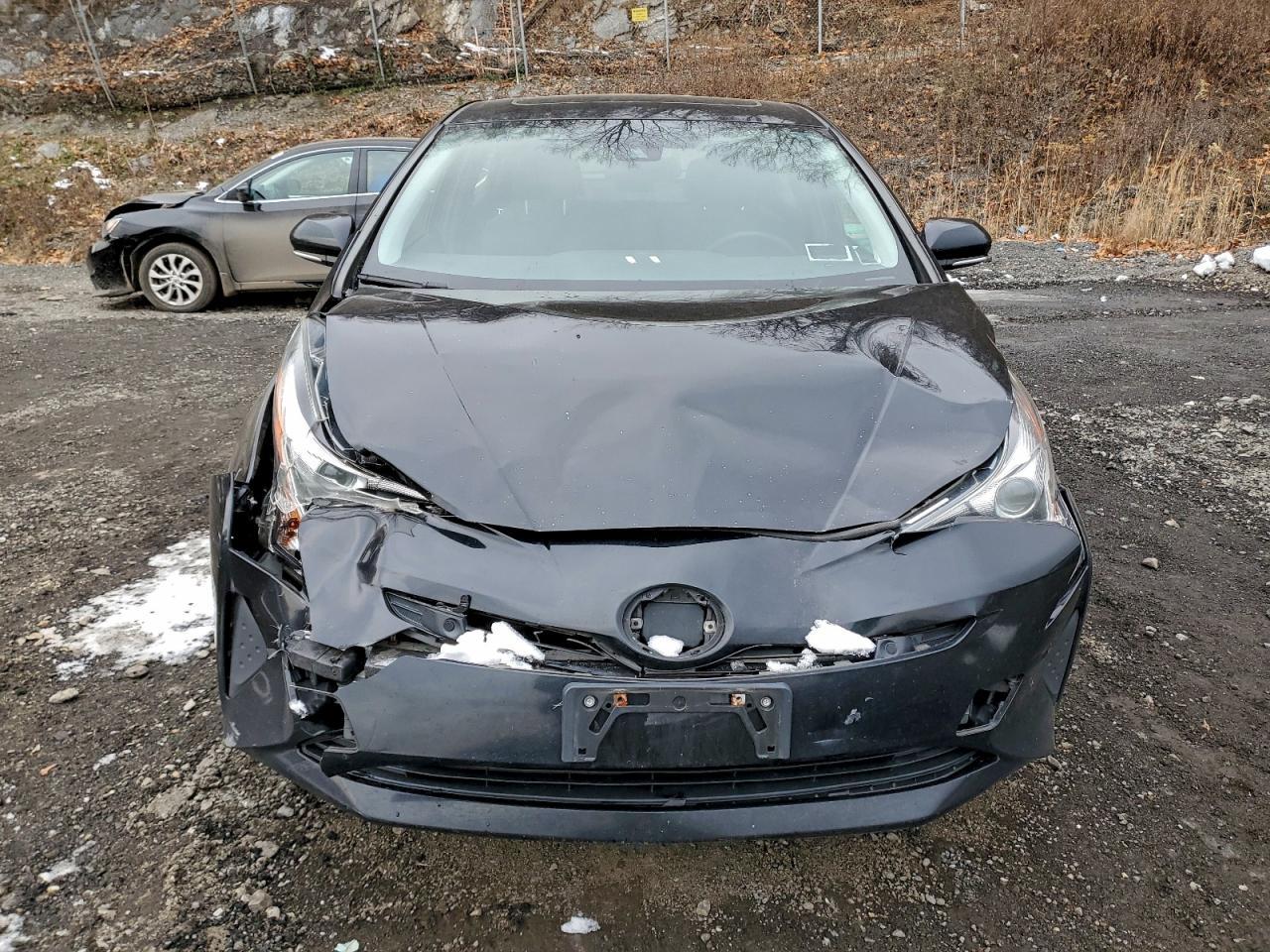 2017 TOYOTA PRIUS