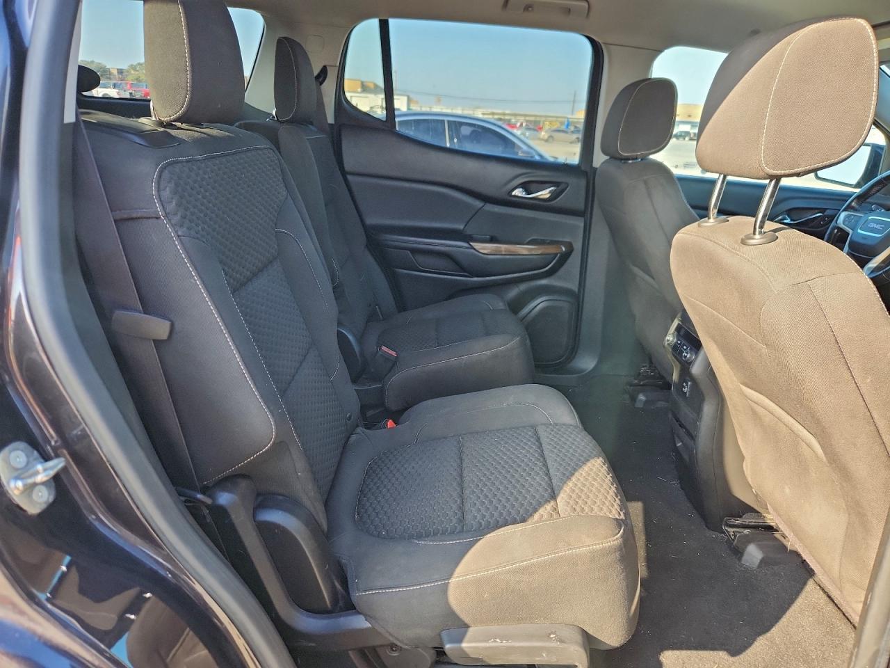 2017 GMC ACADIA