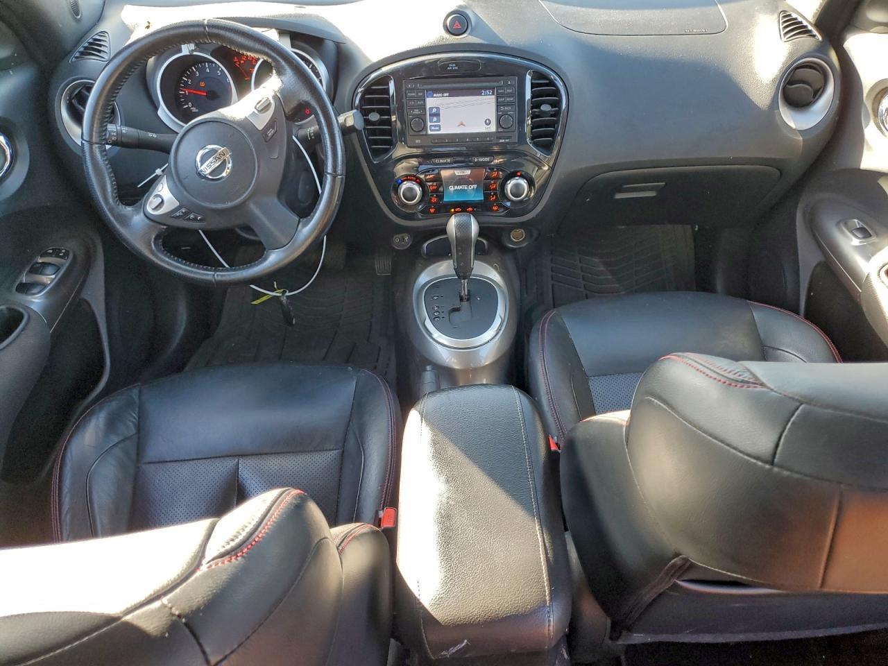 2011 NISSAN Juke