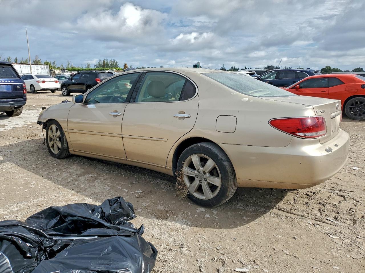 2005 LEXUS Es