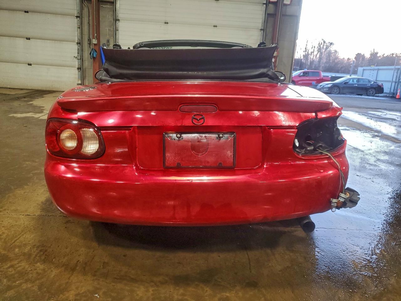 2005 MAZDA MX-5 Miata