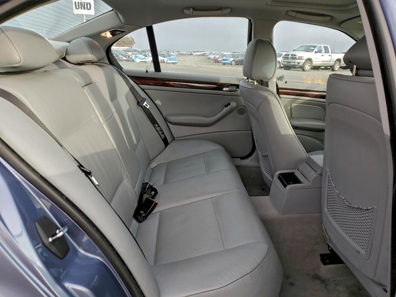2002 BMW 3 SERIES